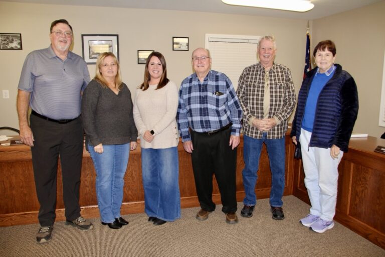 L-R: Blairsville City Councilman Robert “Buddy” Moore, Councilwoman Rhonda Mahan, Councilwoman Kayla Hemphill, Mayor Jim Conley, Councilman Tony Dyer and Councilwoman Mary Ruth Cook on Jan. 7. Photo by Shawn Jarrard