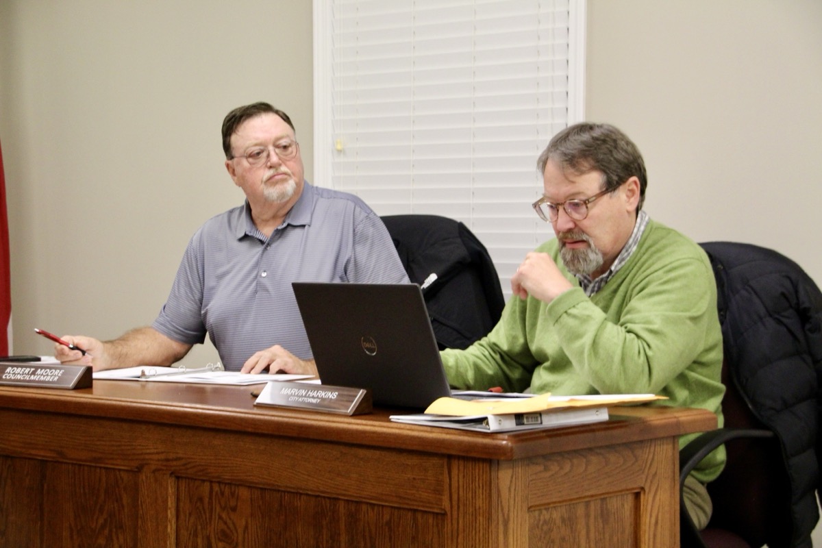Councilman Buddy Moore and City Attorney Marvin Harkins in the Jan. 7 Blairsville City Council meeting. Photo by Shawn Jarrard