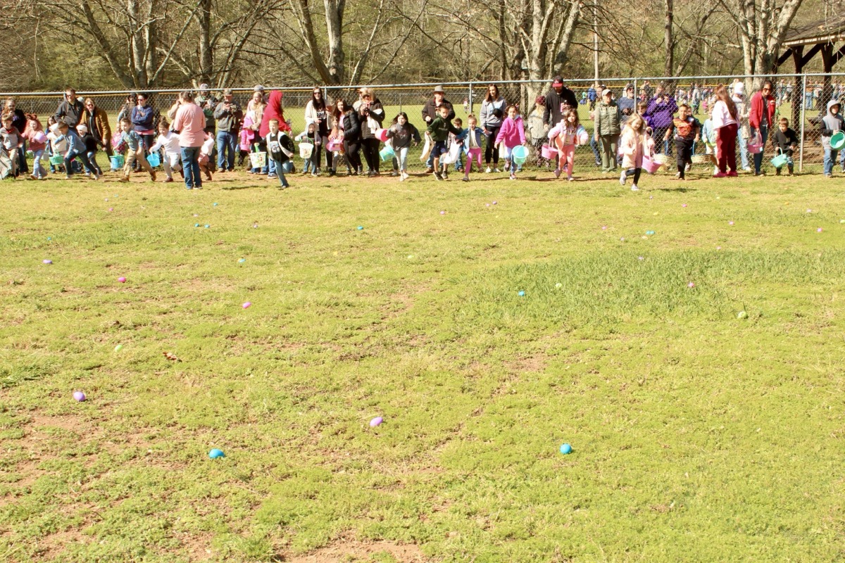 A mad dash for candy-filled eggs ensued at the Colwell Fields of Meeks Park on Saturday. Photo by Brittany Holbrooks