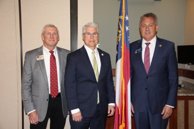 Chamber President Steve Rowe introduced State Rep. Stan Gunter and State Sen. Steve Gooch during last week’s “Eggs & Issues” breakfast meeting. Photo by Shawn Jarrard