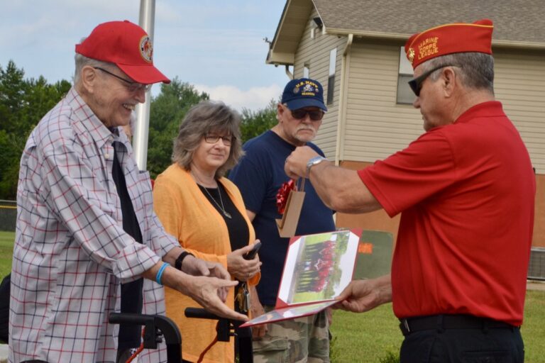 USMC Veteran Al Bowers, left, receiving special honors at the Appalachian Veterans Memorial Park last week. Photo by Brittany Holbrooks