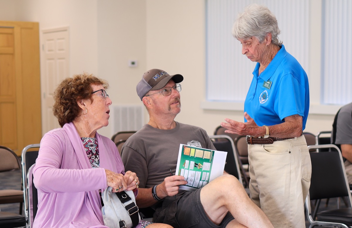 GMREC Community Council Member Patricia Smith, right, organized the “Snakes Alive” interactive presentation after her dog suffered a snake bite. Photo by Daysha Pandolph