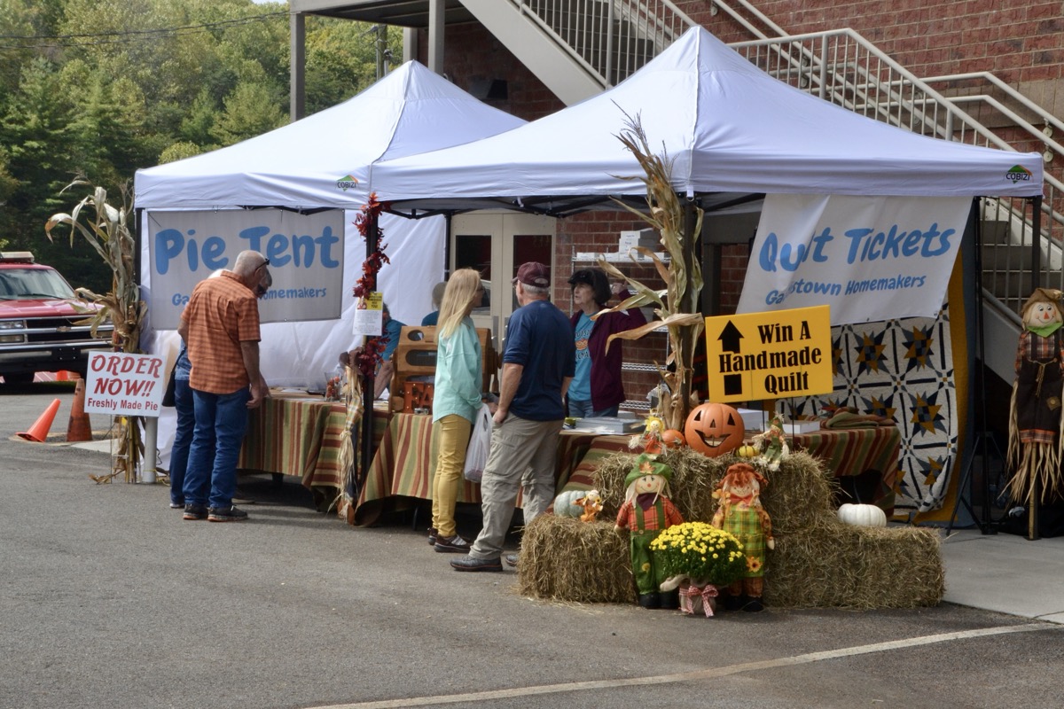 The Gaddistown Homemakers are an Indian Summer Festival mainstay – as are their delicious fresh-baked pies. Photo by Brittany Holbrooks