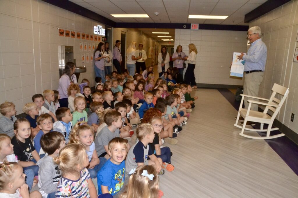 Rep. Gunter reads to kids for Georgia Pre-K Week