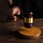 Gavel, courtroom (stock photo)