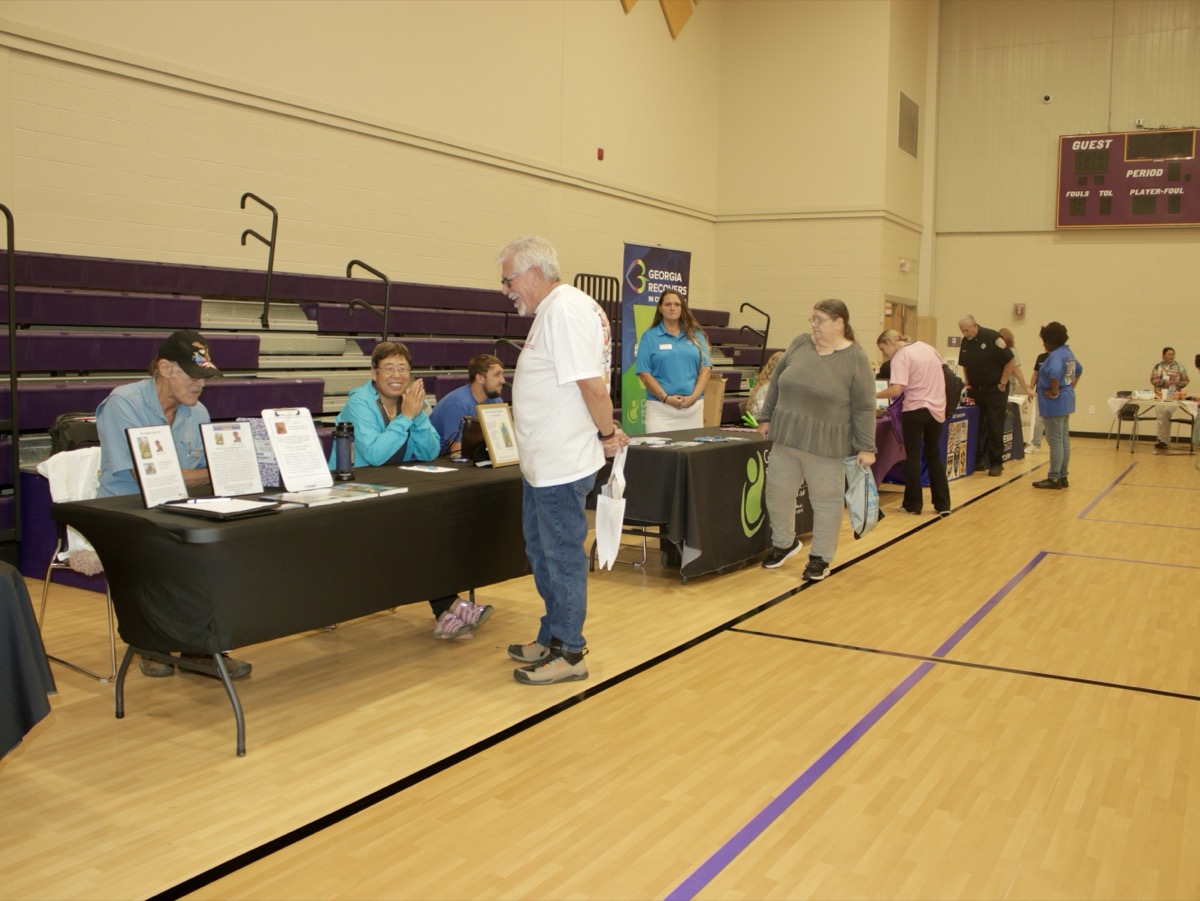 Hope in the Mountains by Positive Pathways brings the community together for the worthy cause of promoting wellness among individuals with addiction and mental health issues. Photo by Brittany Holbrooks